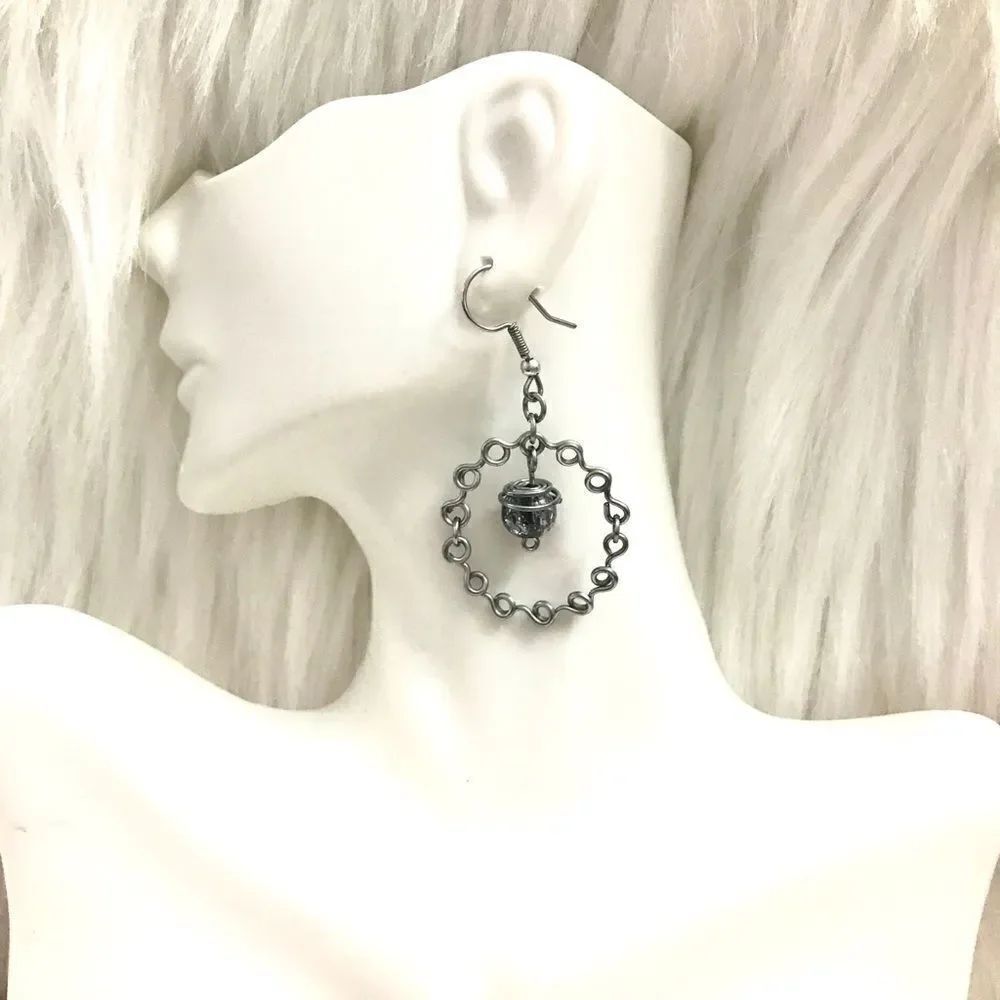 Wire earrings 